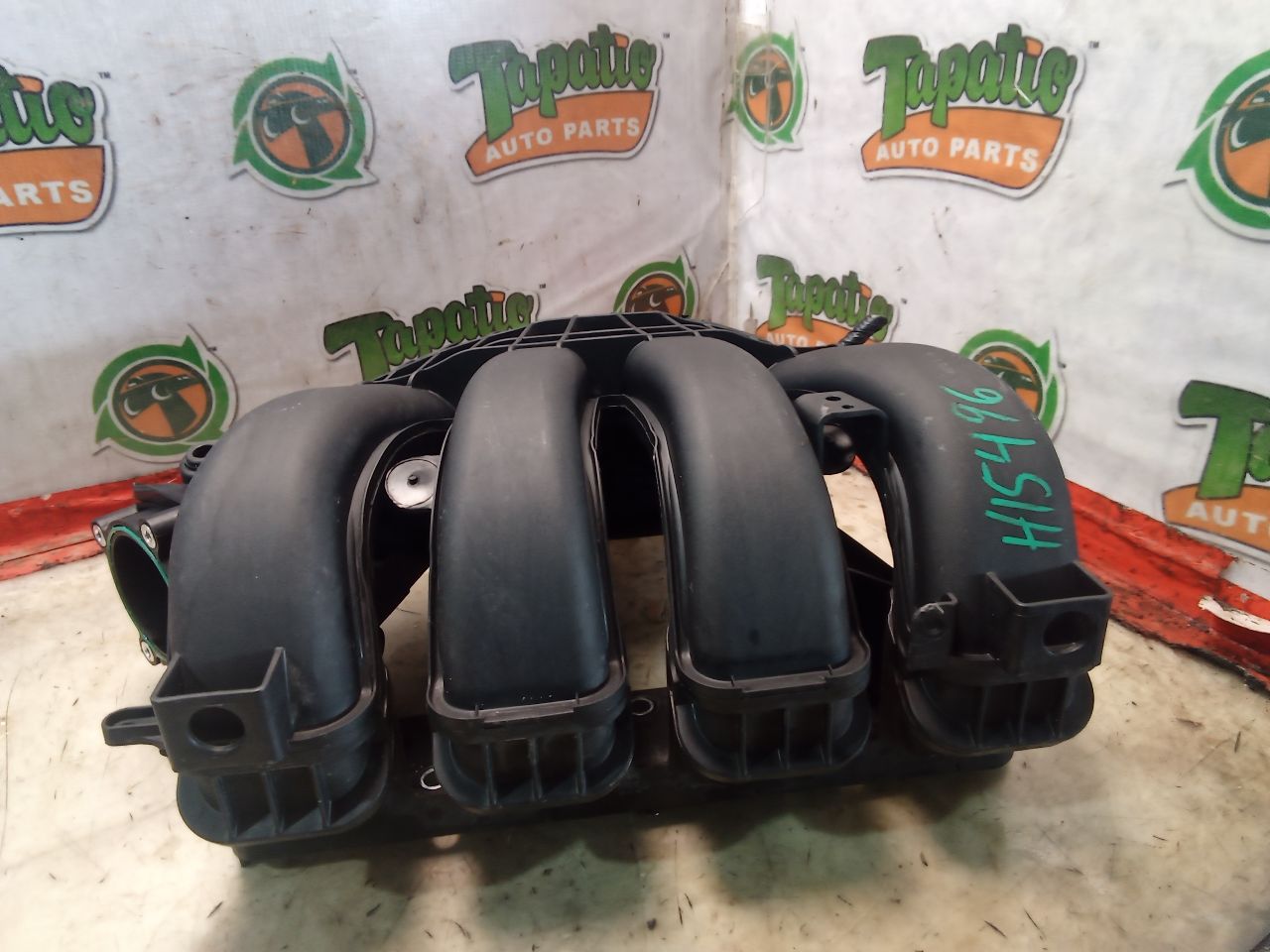 2015 Ford FOCUS Intake Manifold