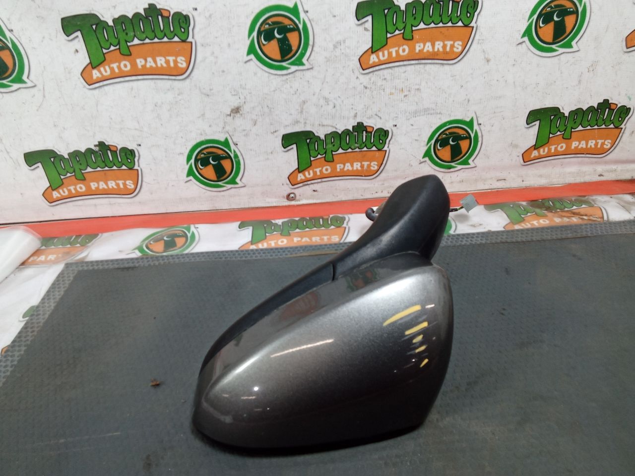Used 2014 Ford FUSION Side View Mirror - Stock #H15469