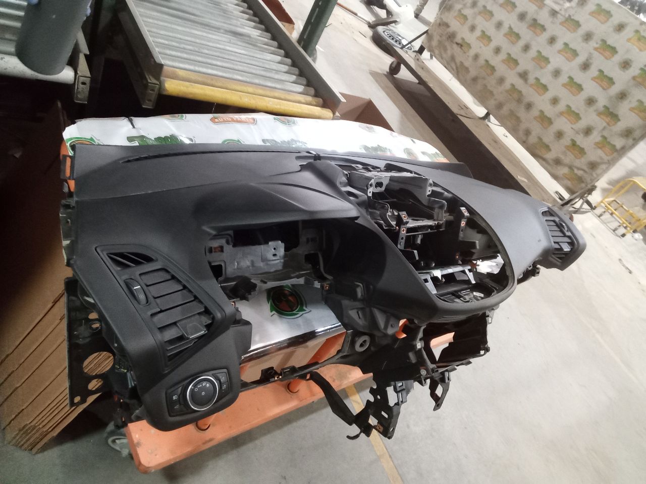 Part image 4