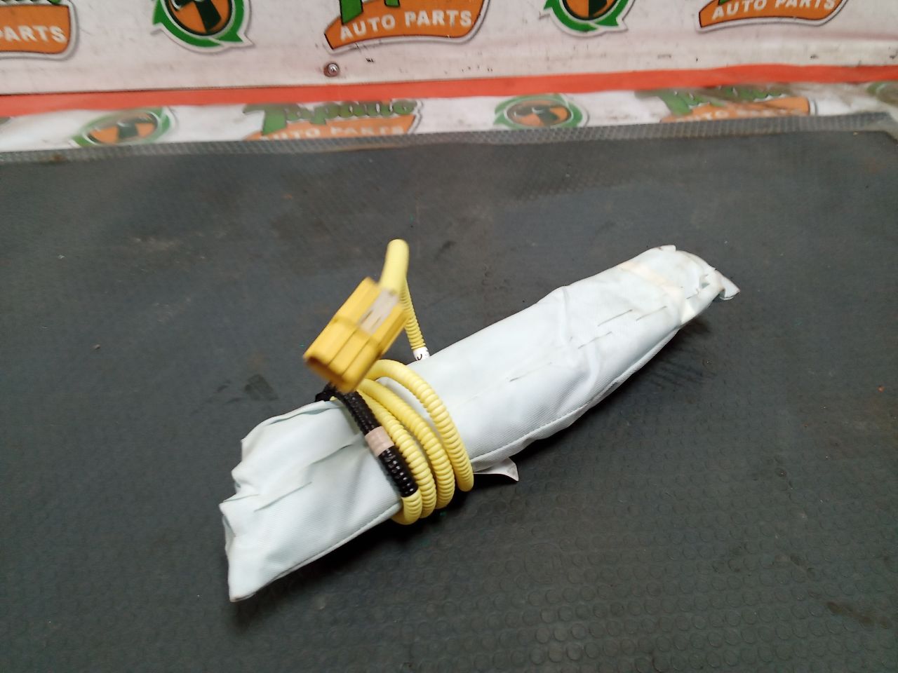 Part image 2