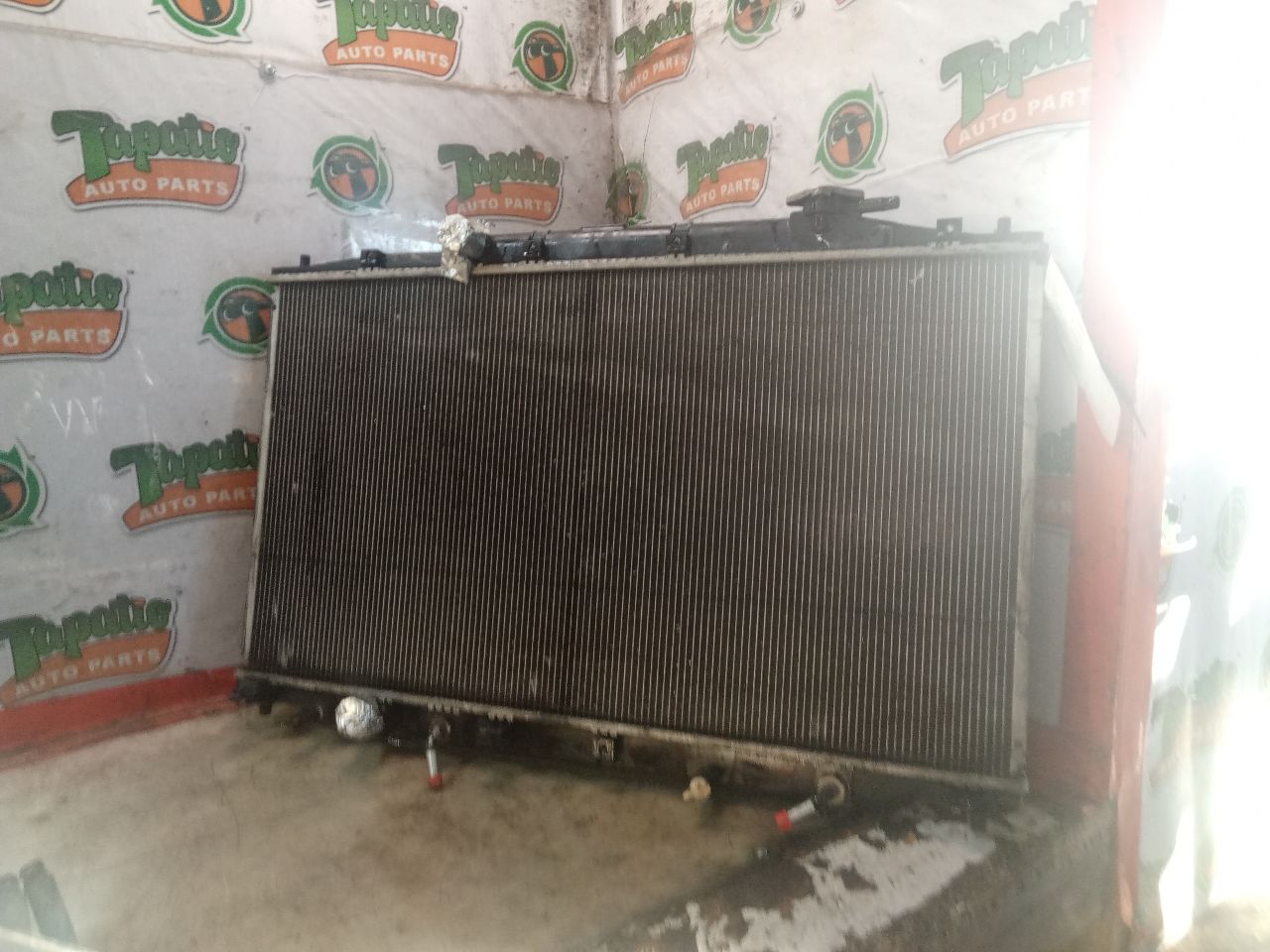 Part image 3