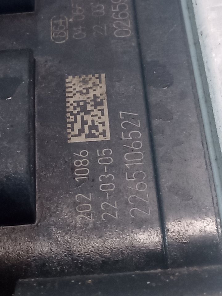 Part image 5