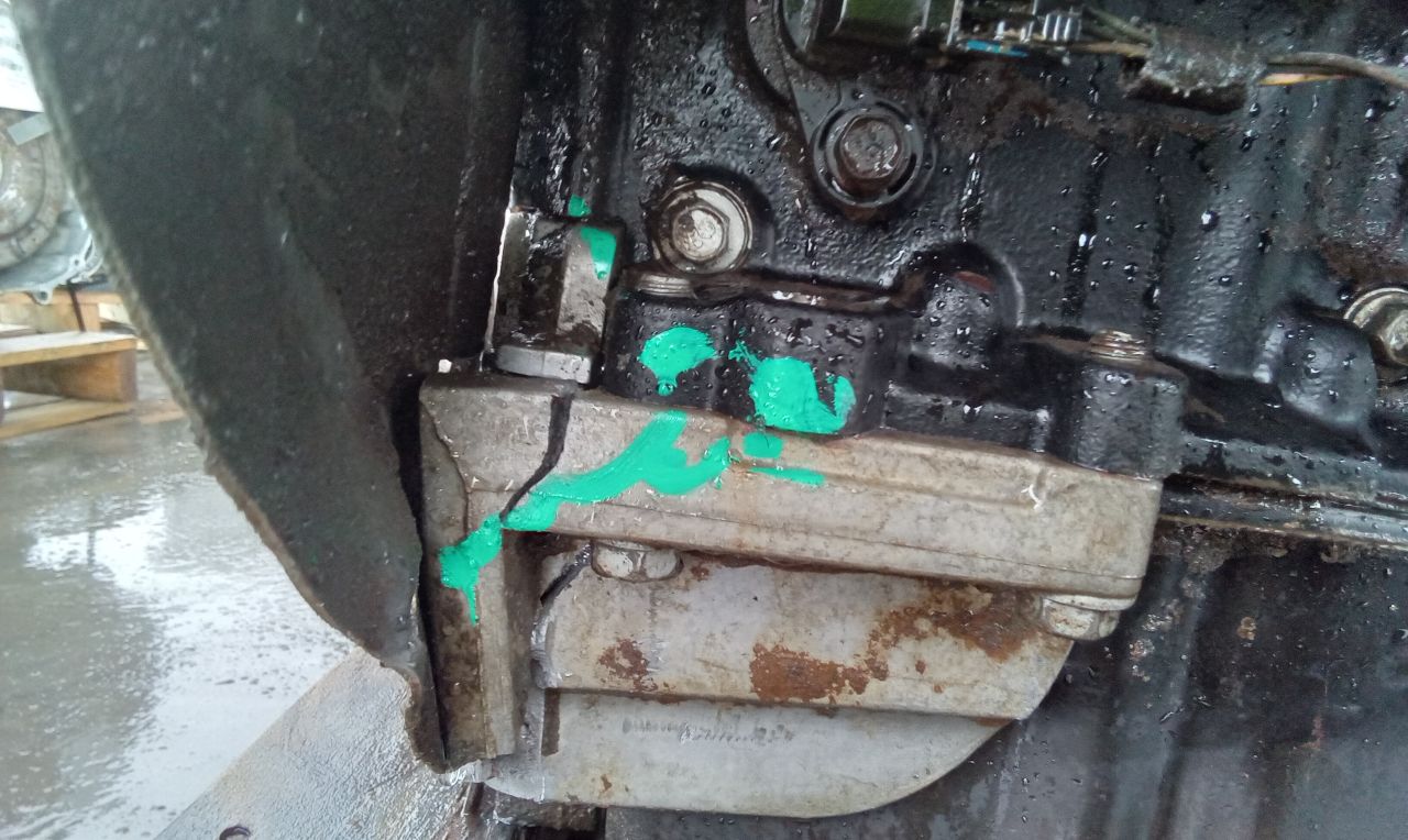 Part image 17