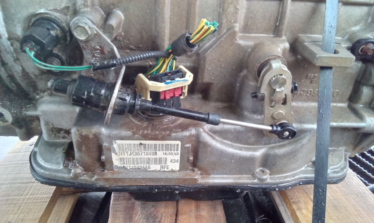 Part image 9