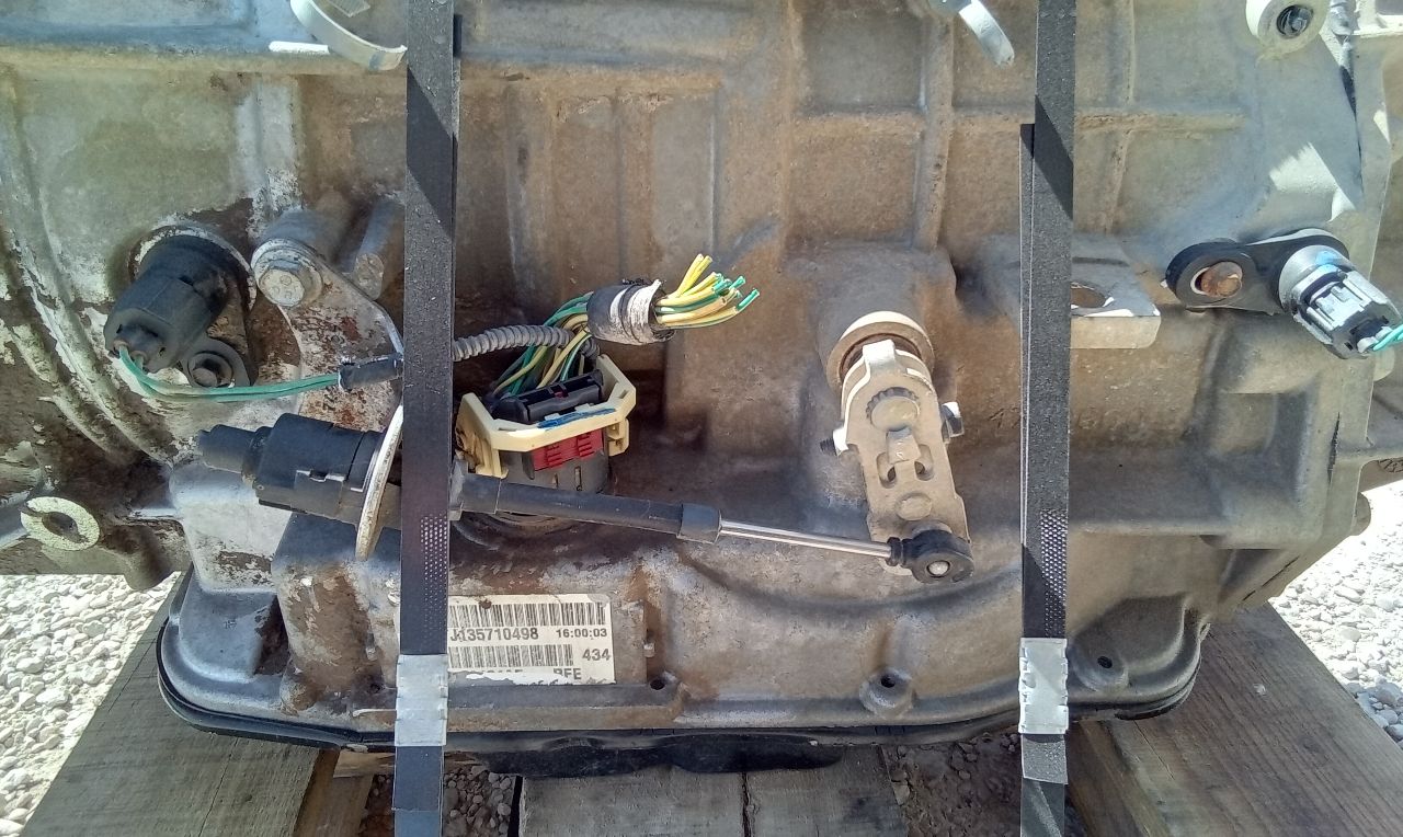 Part image 16