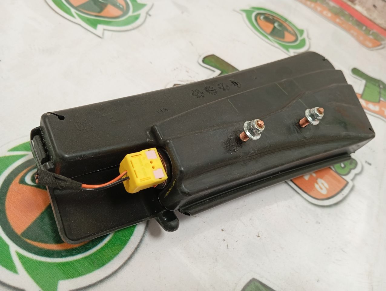 Part image 3