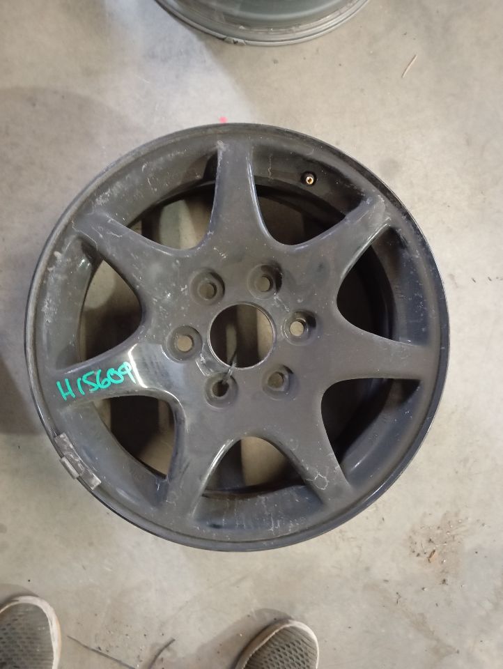 2015 General Motors SILVERADO 1500 PICKUP Wheel