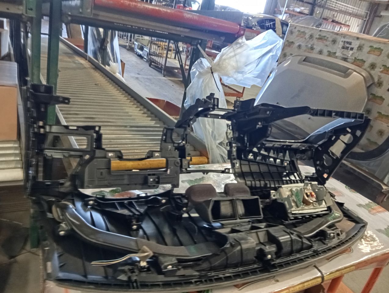 Part image 3