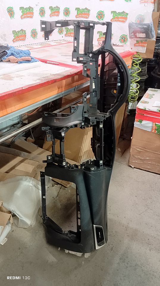 Part image 4