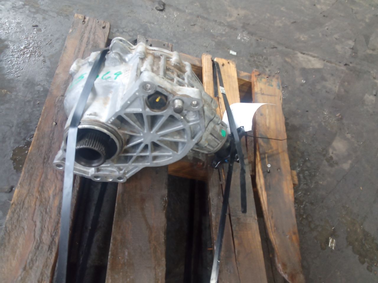 Part image 4