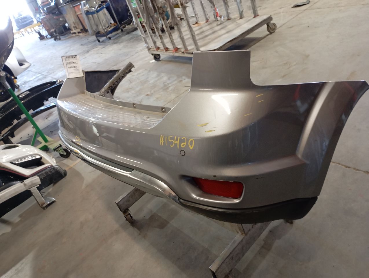 Part image 3