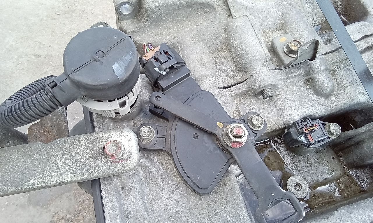 Part image 13