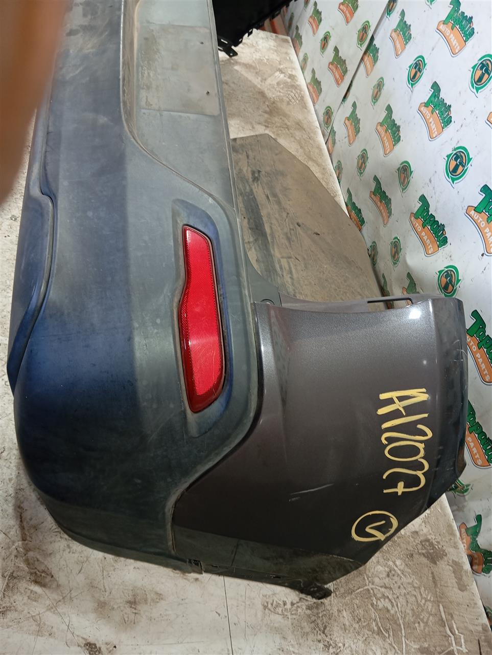 Part image 4