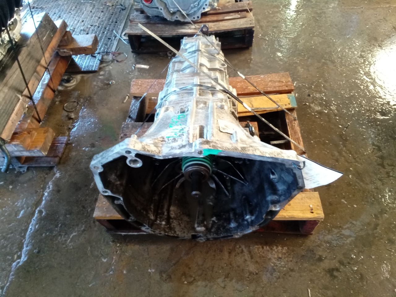 Part image 3