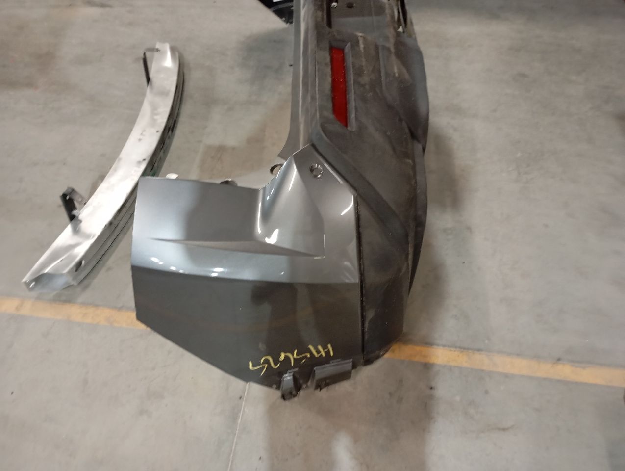 Part image 3