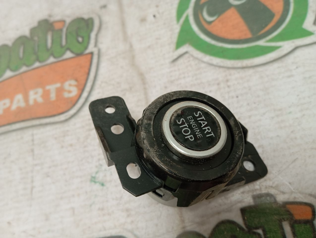 2022 Nissan PATHFINDER Ignition Switch