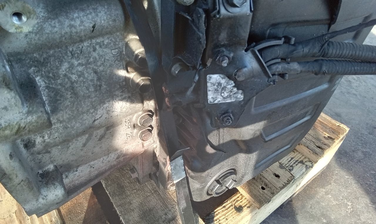 Part image 8
