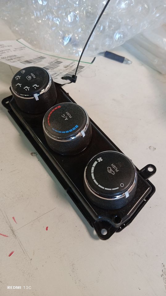 Used 2015 Chrysler COMPASS Temp Control - Stock #H15510