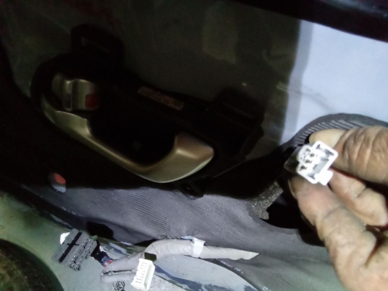 Part image 10