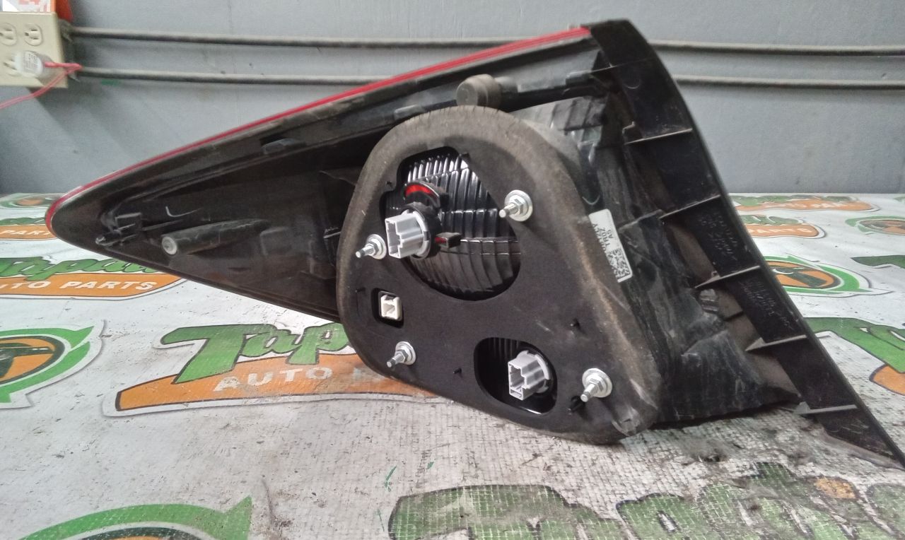 Part image 8