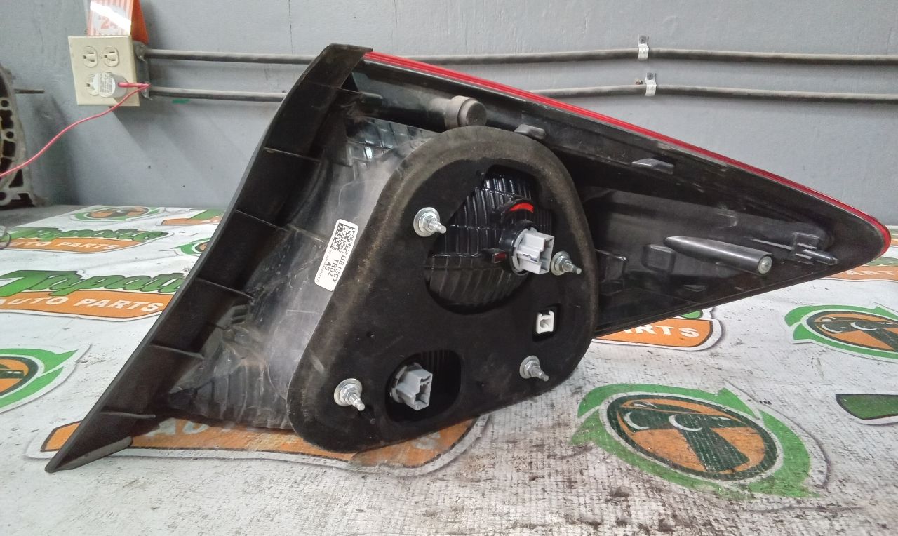 Part image 9