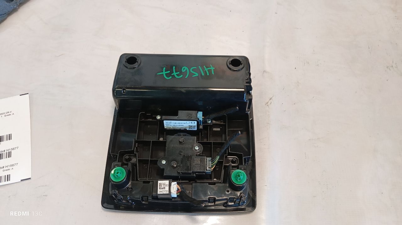 Part image 3