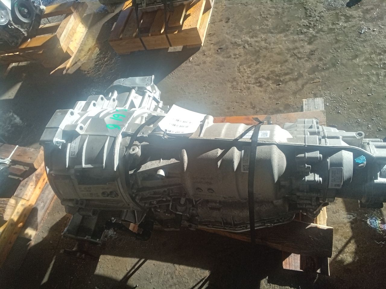 Part image 3