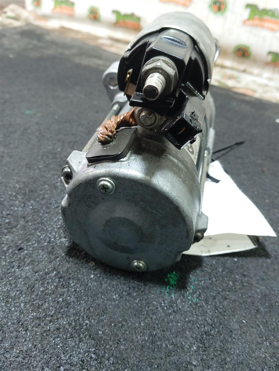 Part image 4