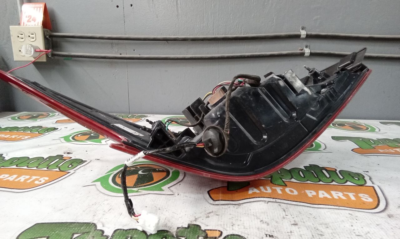 Part image 11