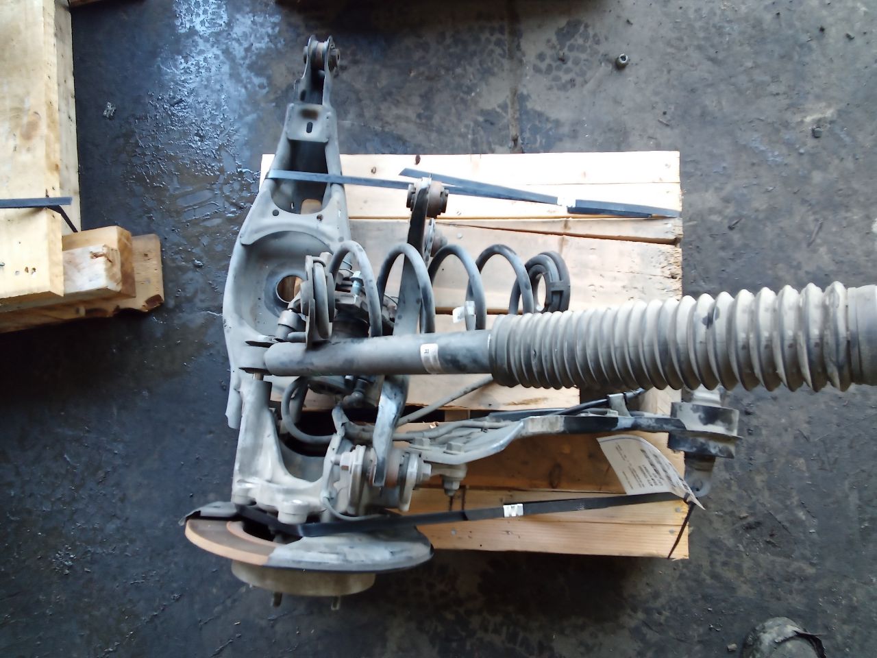 Part image 3