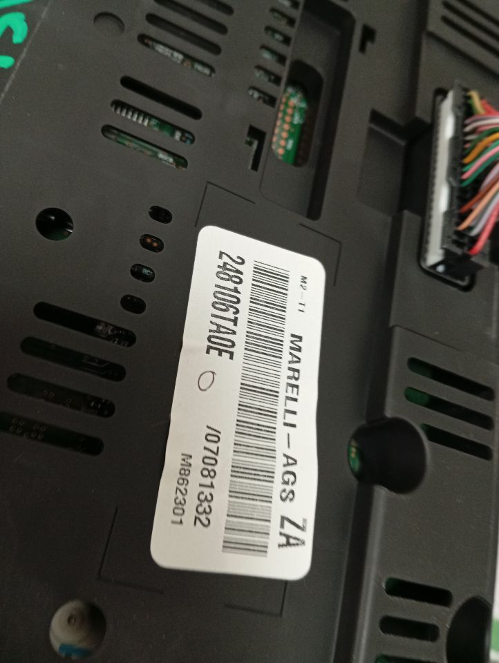 Part image 3