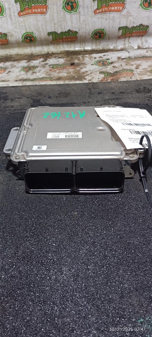 Part image 3