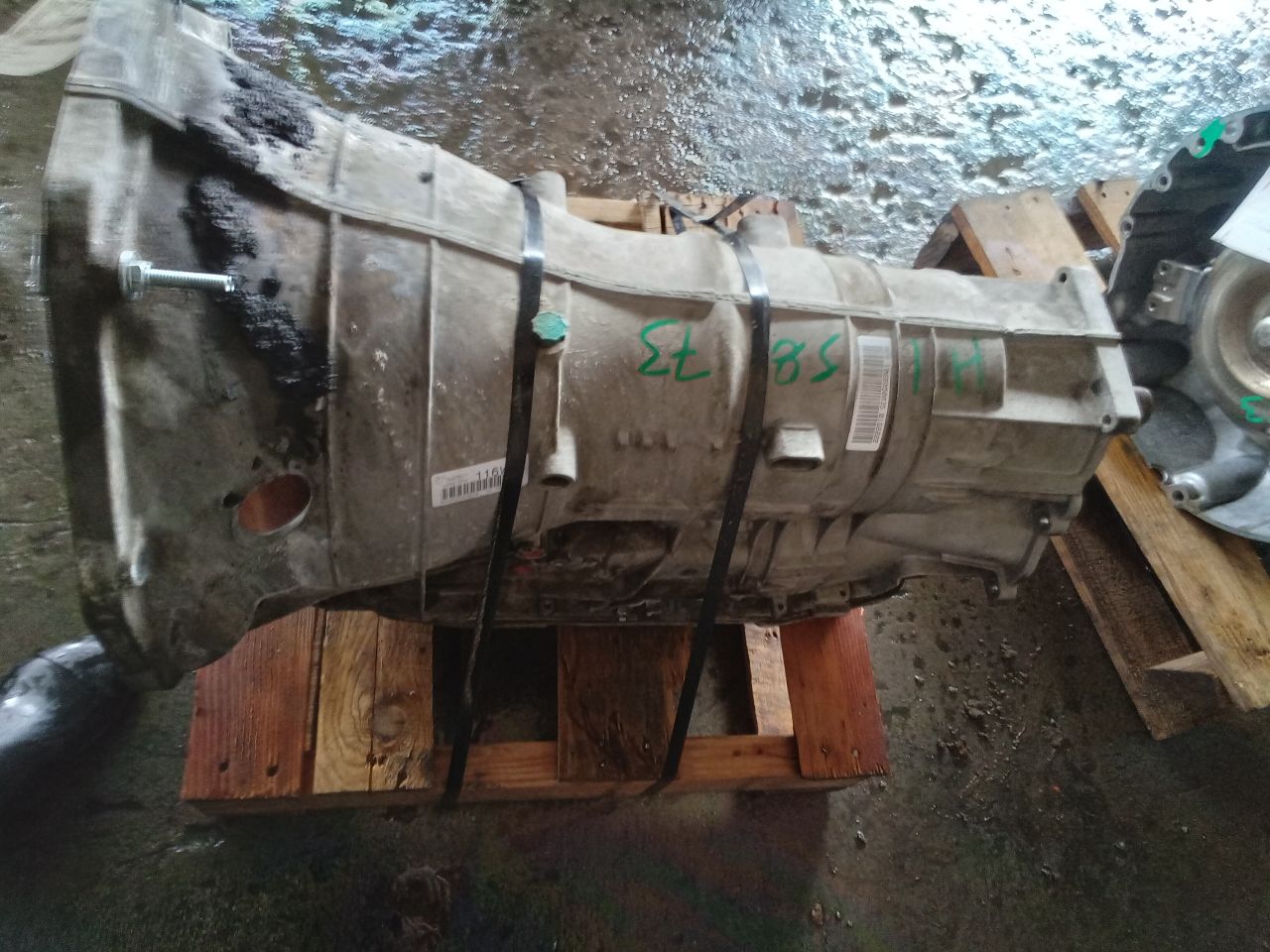 Part image 4