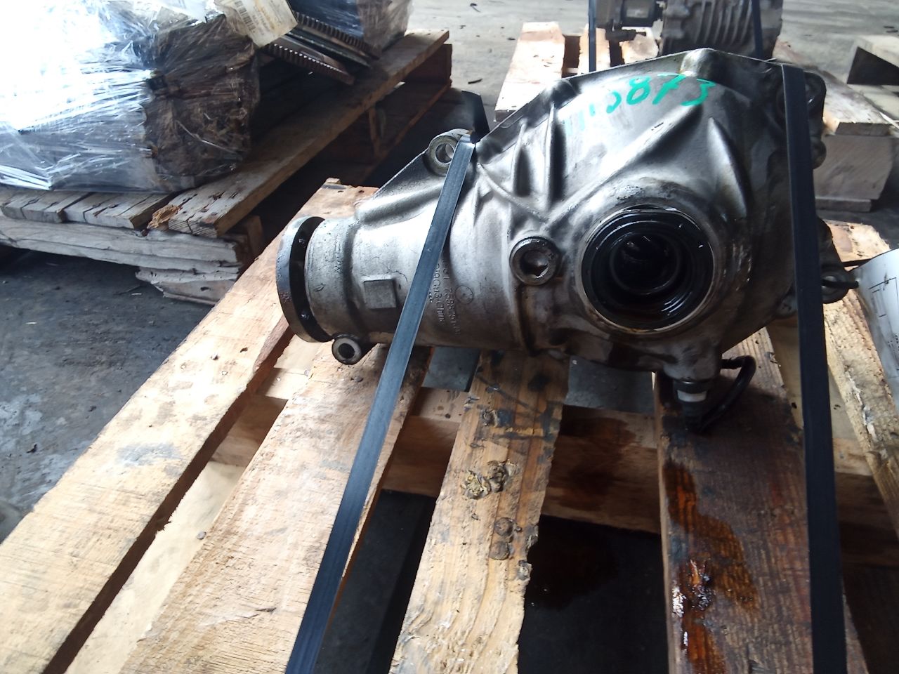 Part image 3