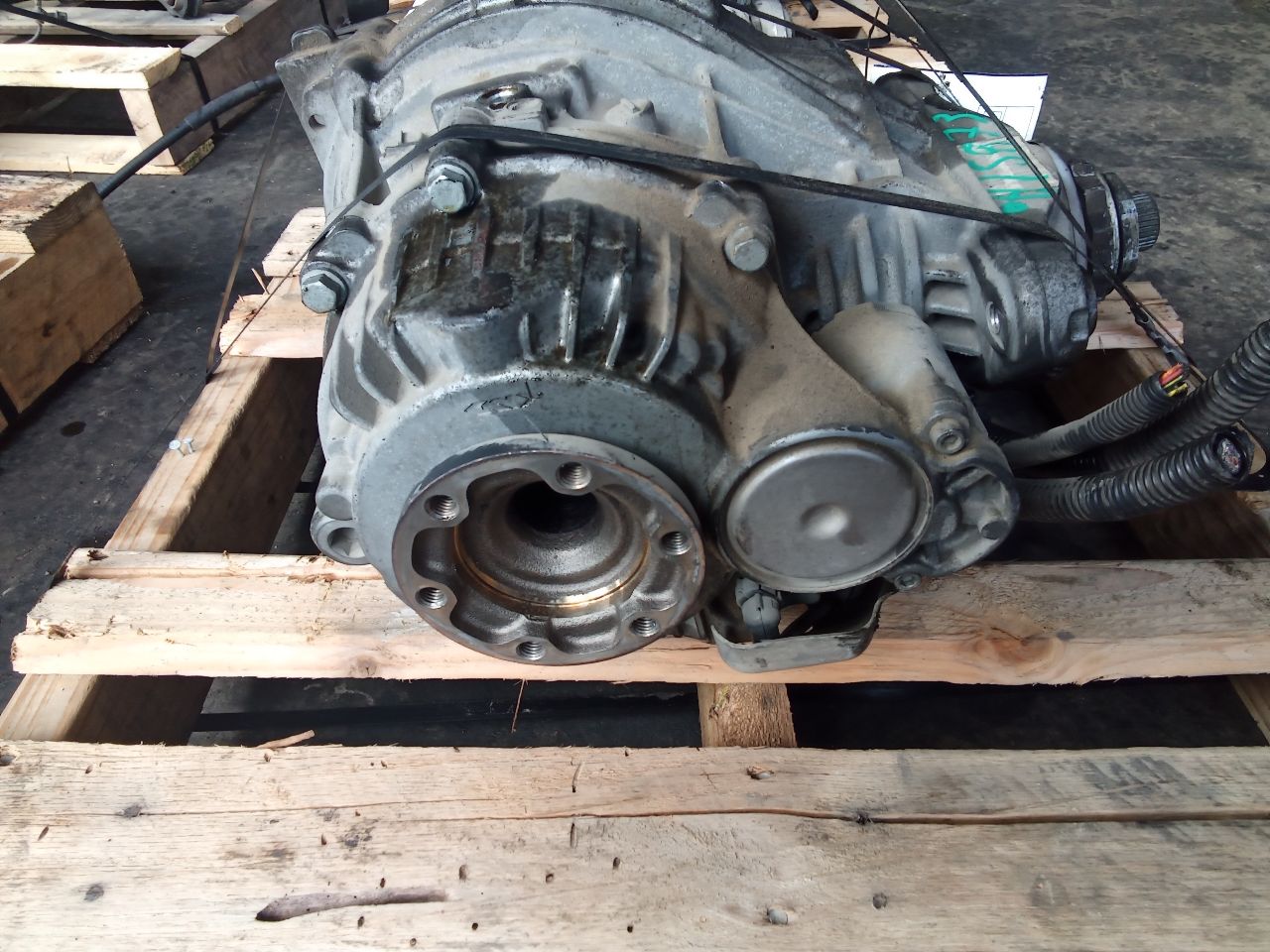 Part image 3