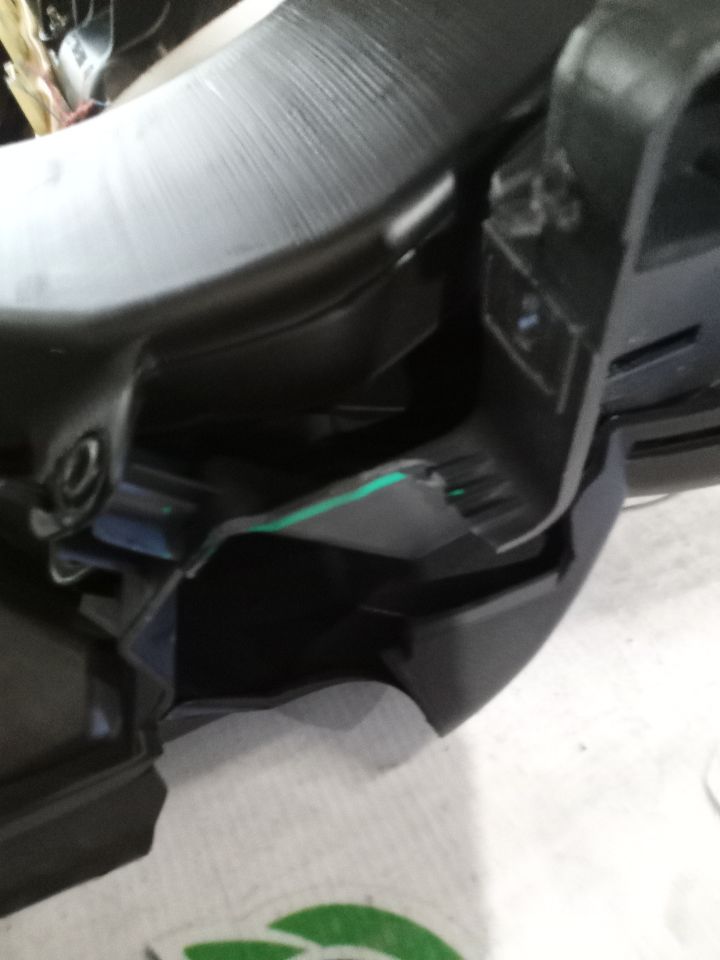 Part image 10
