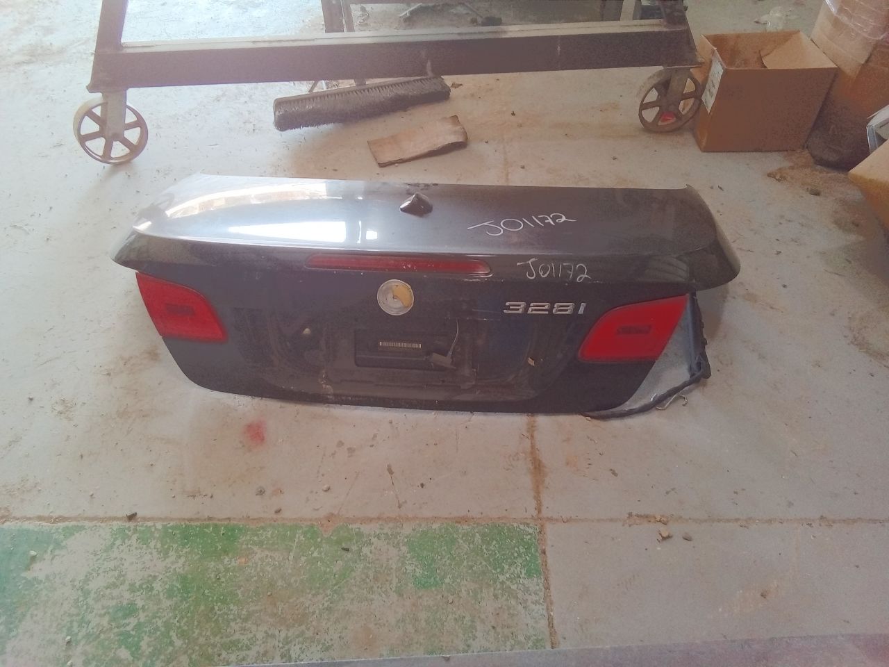 Part image 3