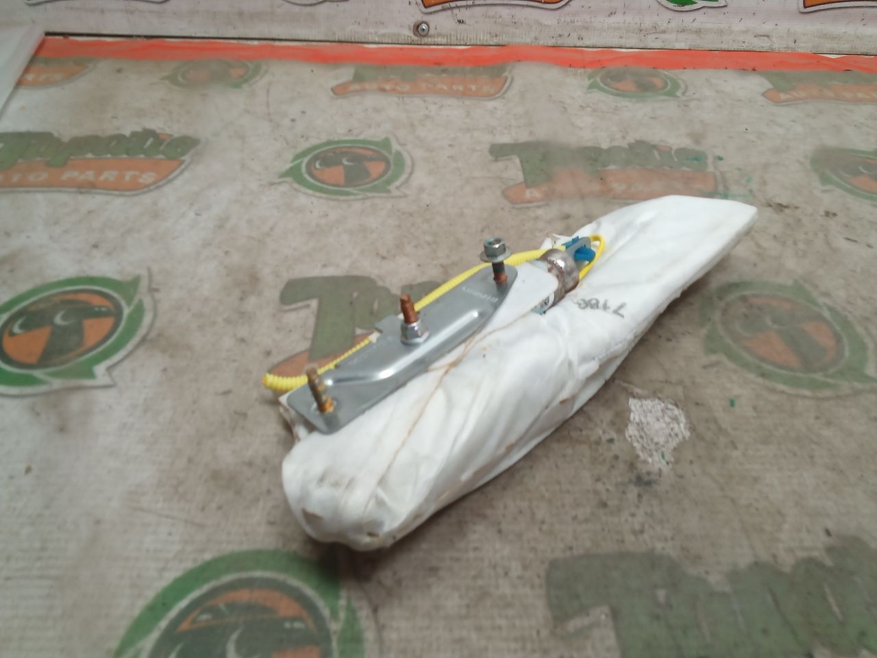 Part image 1