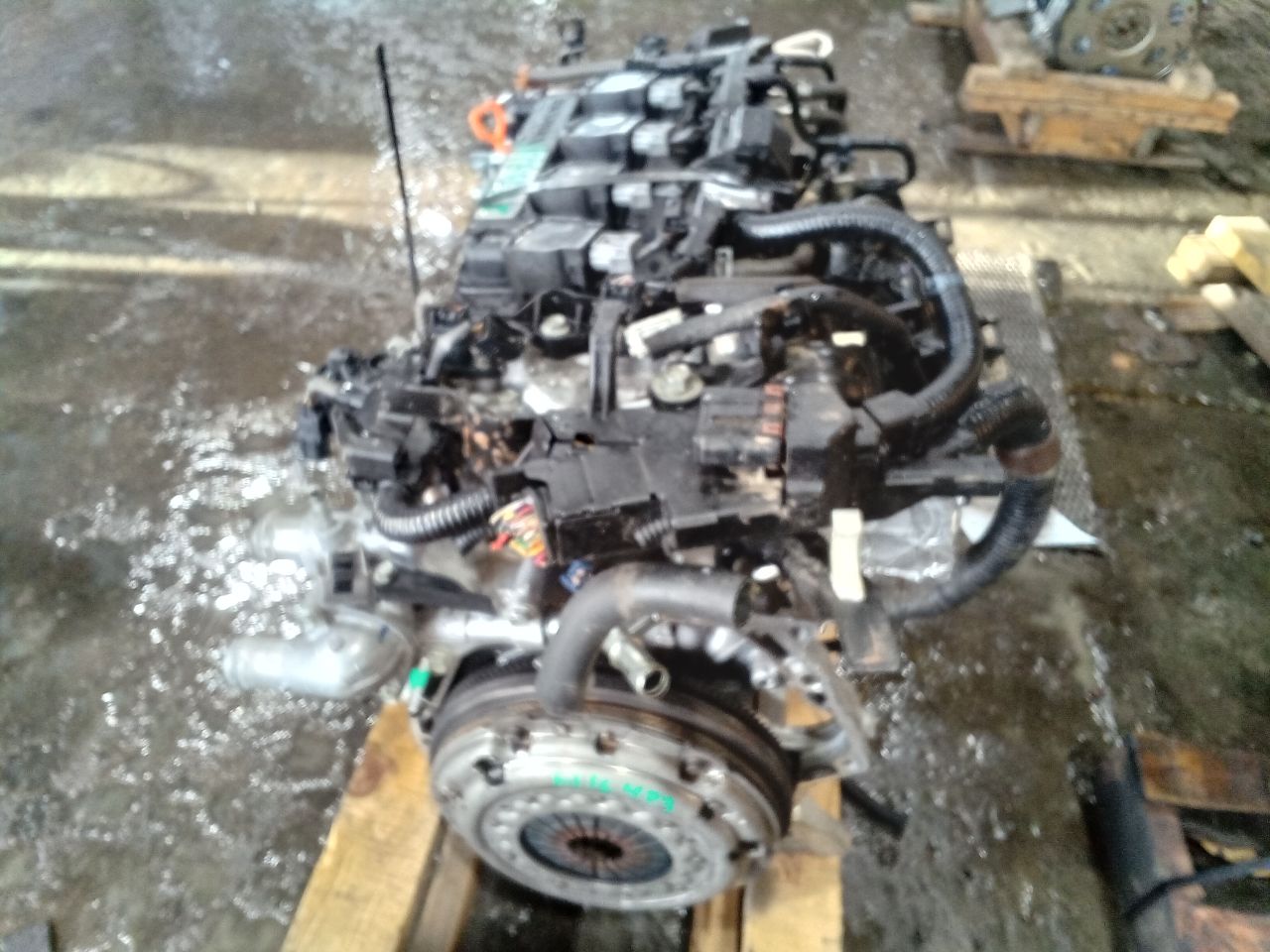 Part image 3