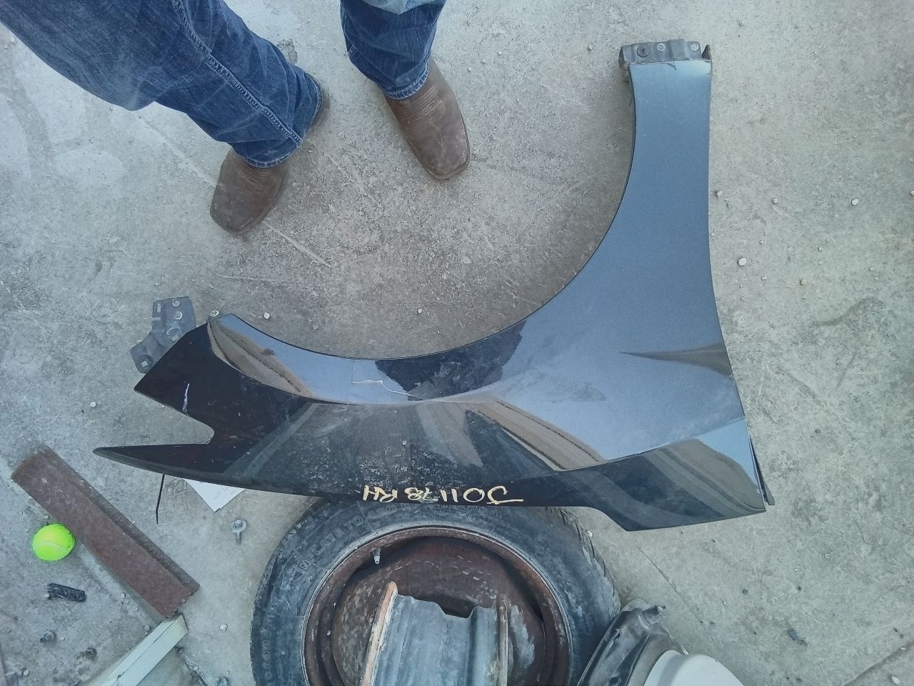 Part image 3
