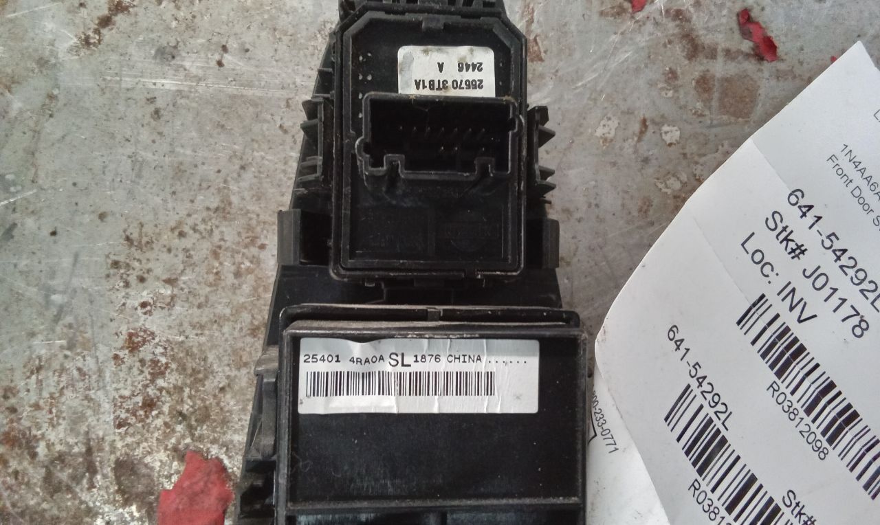 Part image 3