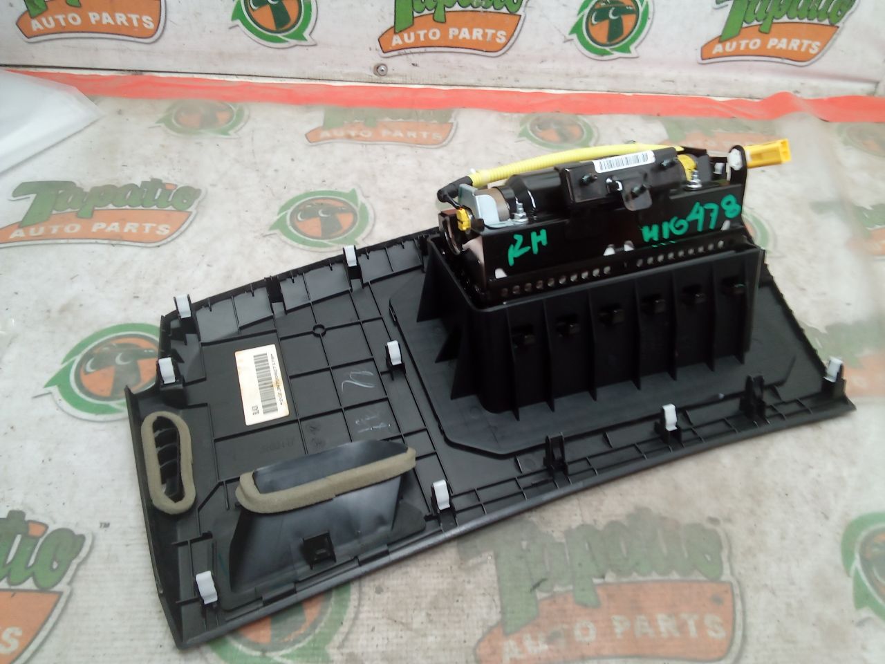Part image 2