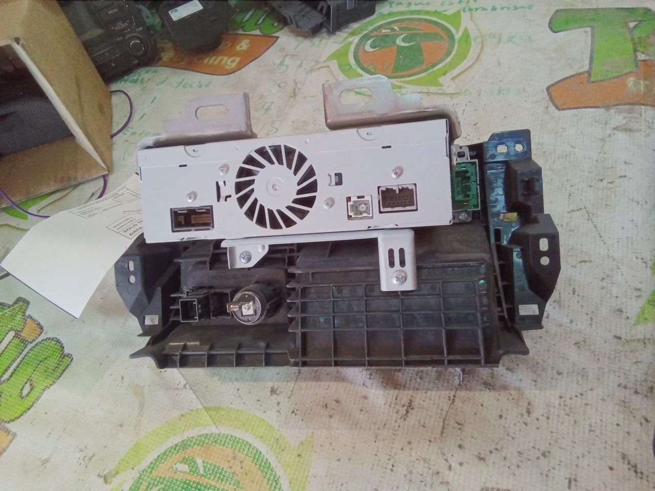 Part image 4