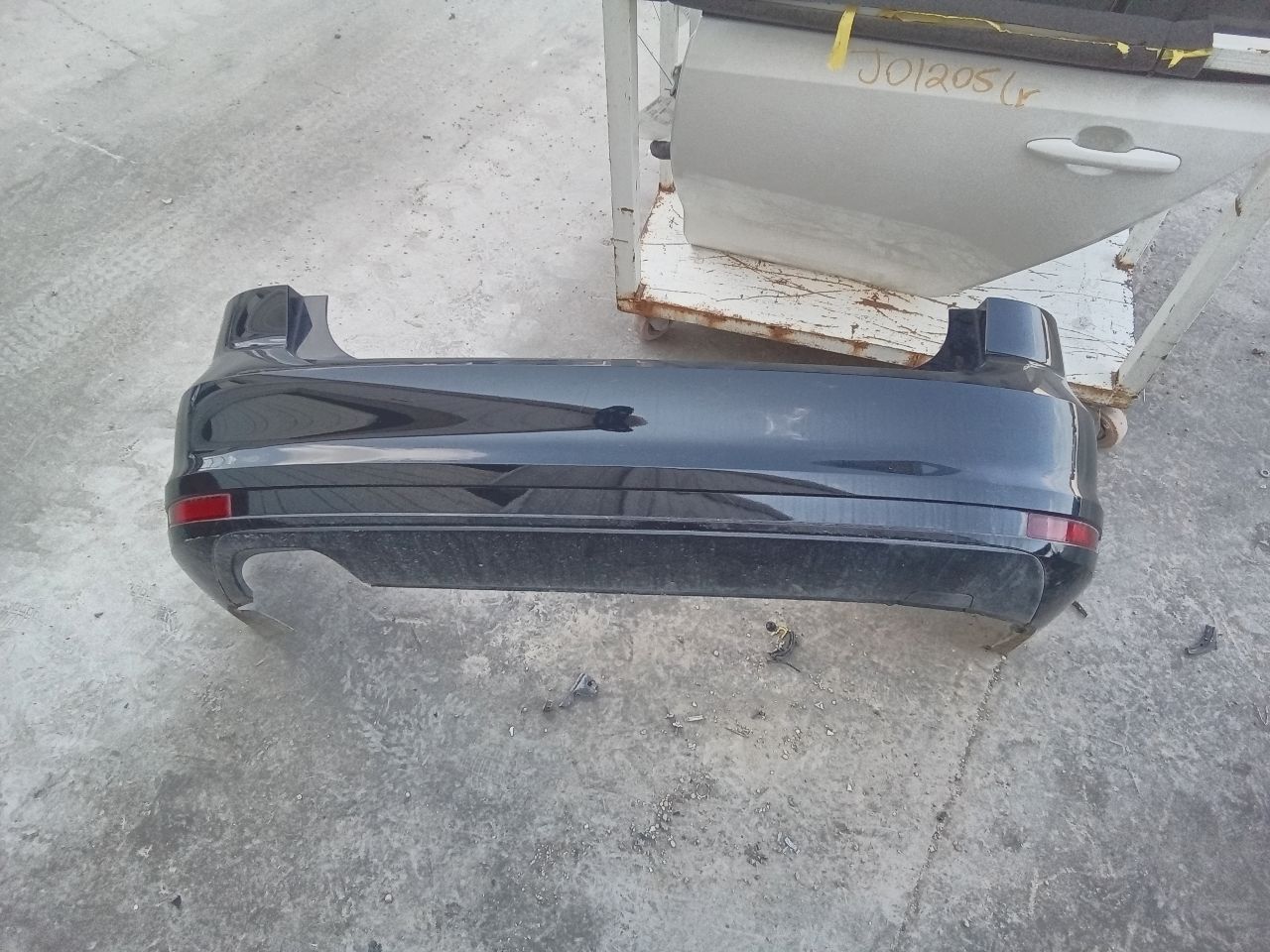 Part image 3
