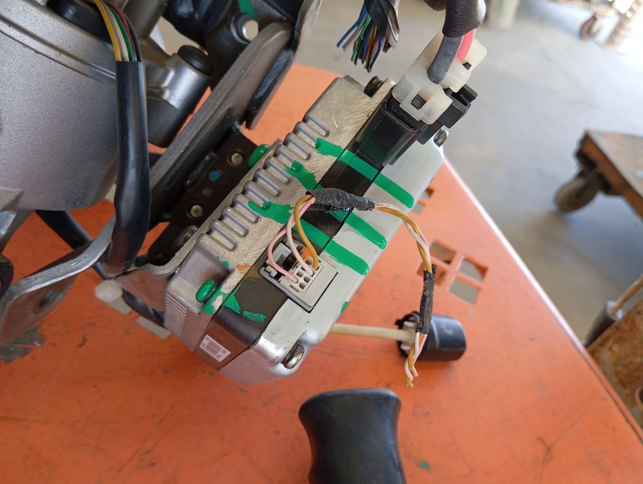 Part image 6
