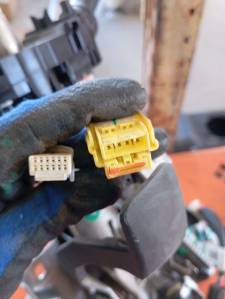 Part image 8