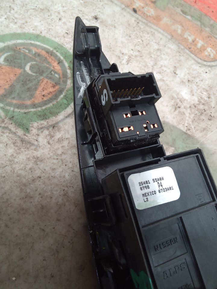 Part image 4
