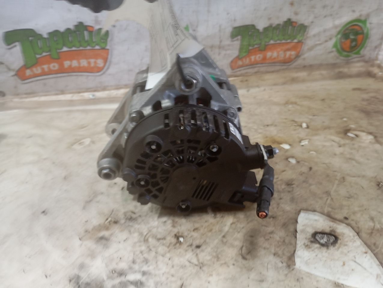 Part image 3