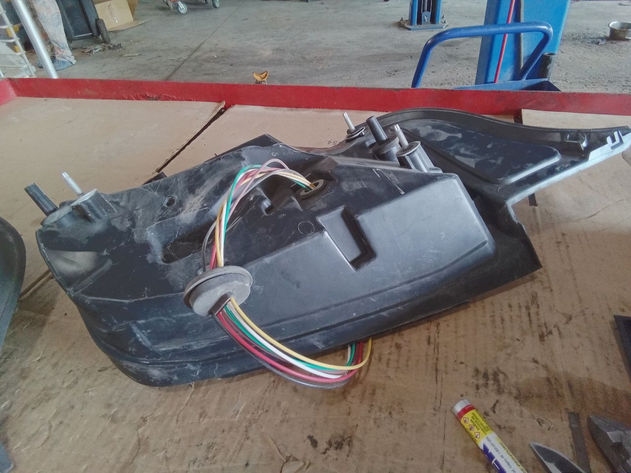 Part image 7