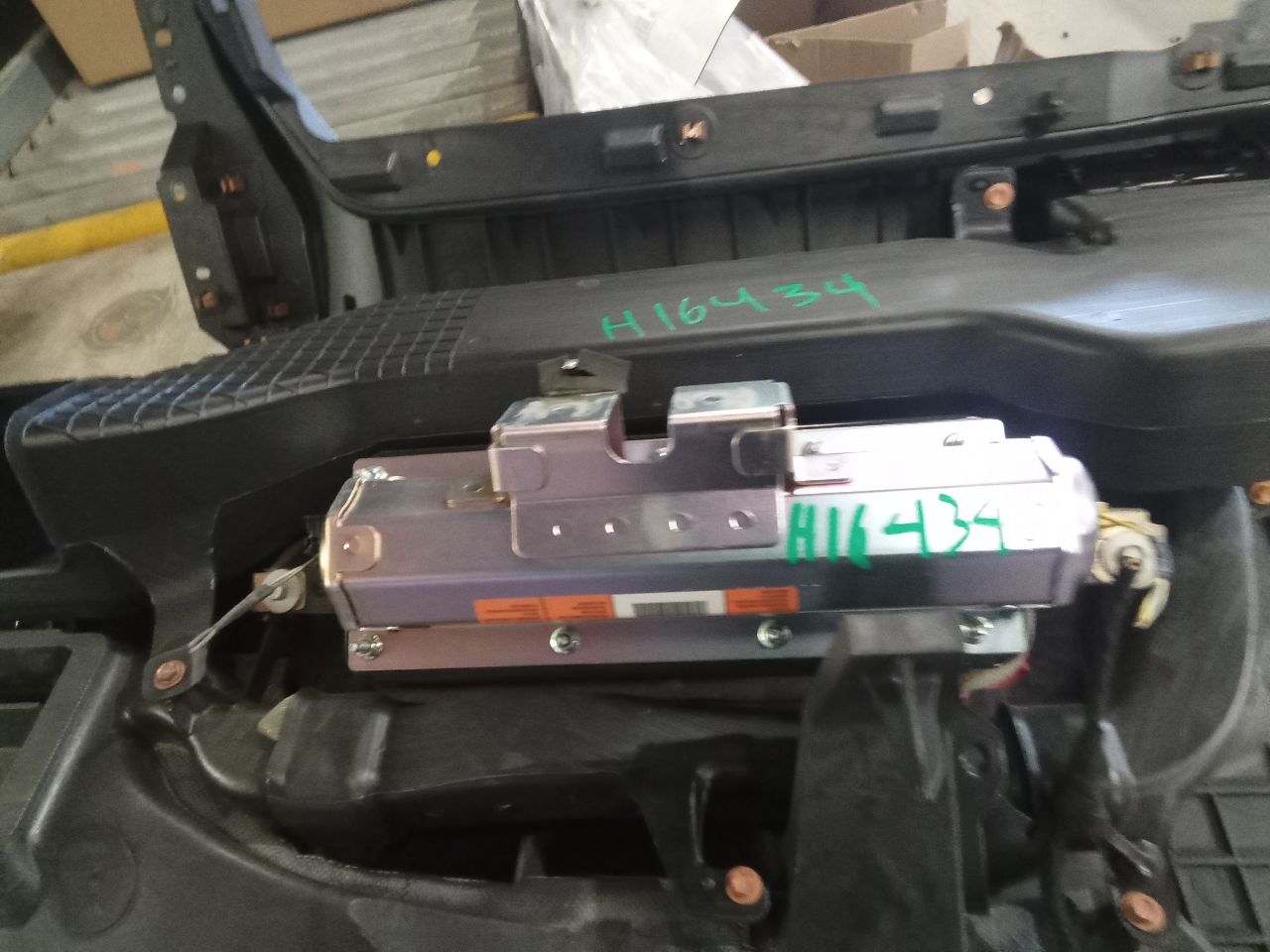 Part image 9